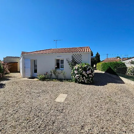 בית נופש 6 Pers Avec Terrasse, A 900m Centre - Fr-1-476-193 *